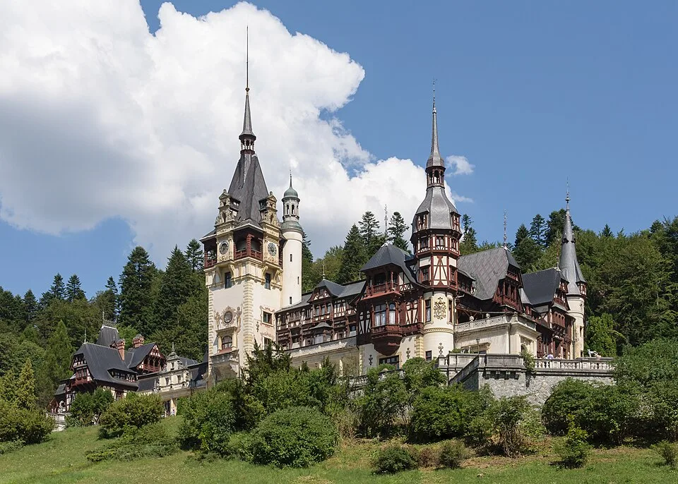 Sinaia Casino and Dimitrie Ghica Park context image 3: Peleș Castle facade in Sinaia.